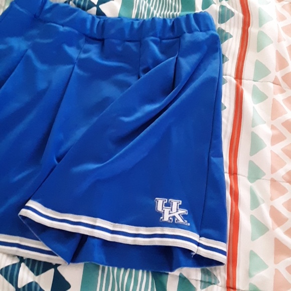 NCAA UK CHEERLEADING SHIRT 14/16 - Picture 2 of 4